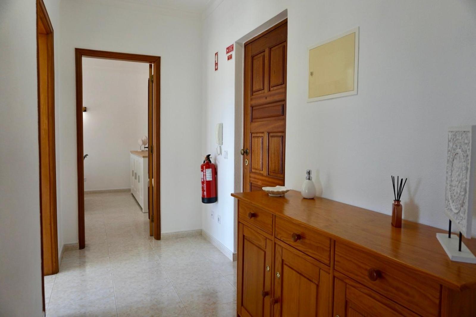 Cozy Alvor Retreat - Sunset Balcony, Wi-Fi & Ac Διαμέρισμα Εξωτερικό φωτογραφία